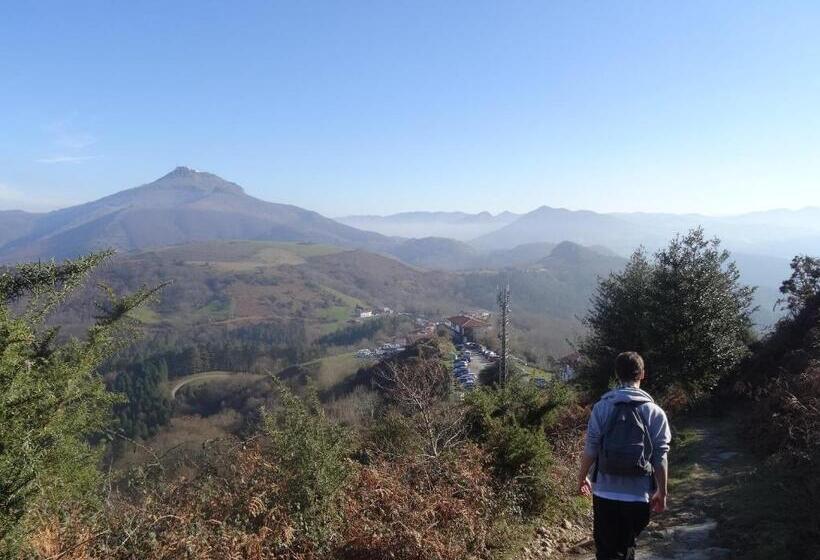 בית מלון כפרי Uhainak