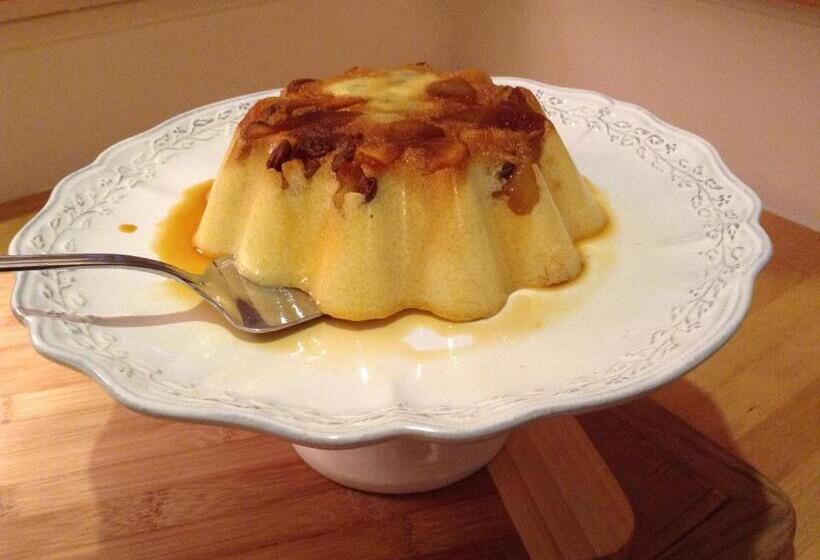 La Maison Du Phare De Honfleur Chambre D Hôtes B&b  Jacuzzi   Shabby Chic