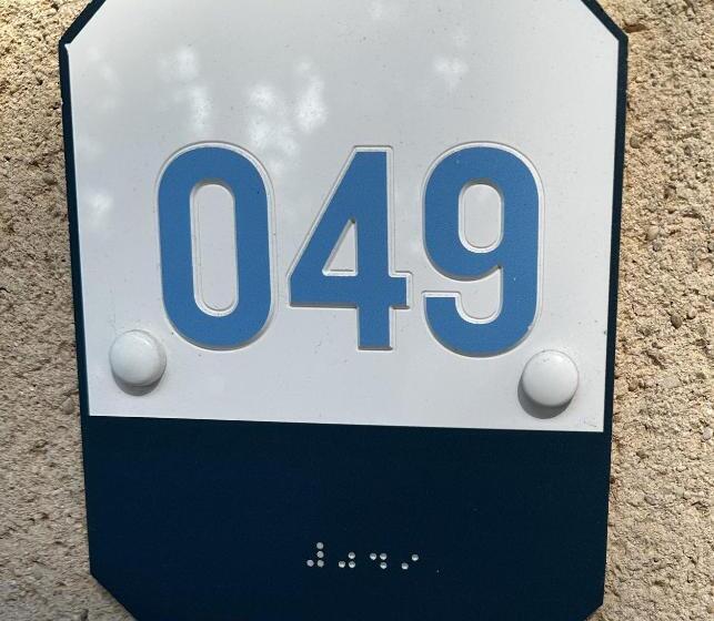 מוטל Kyriad Sens