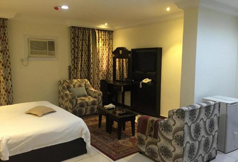 فندق Bazil  Suites