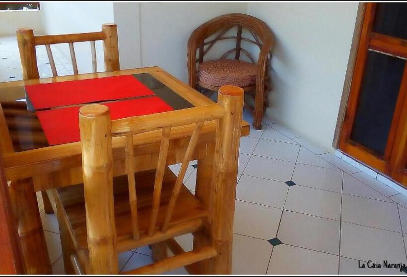 La Casa Naranja Bed And Breakfast
