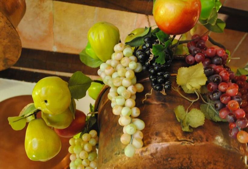 민박 Torre Sangiovanni Albergo E Ristorante Da Rosary