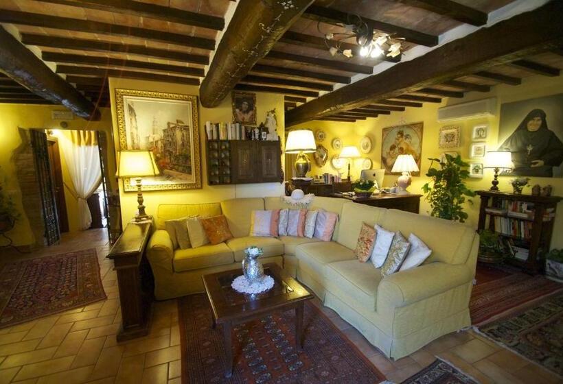 민박 Torre Sangiovanni Albergo E Ristorante Da Rosary