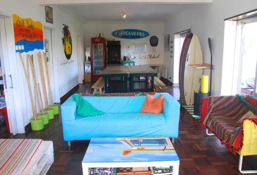 Carcavelos Surf Hostel And Surf Camp