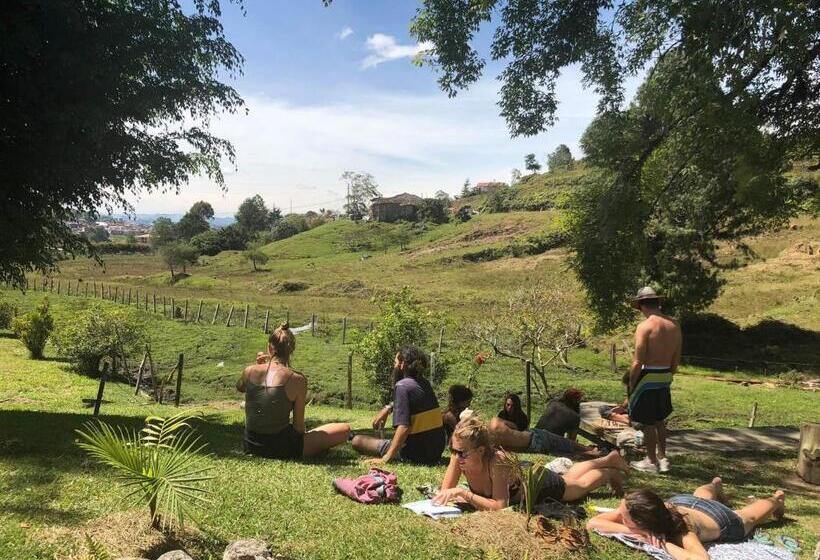 Casa Kayam Hostal Y Residencia Artística