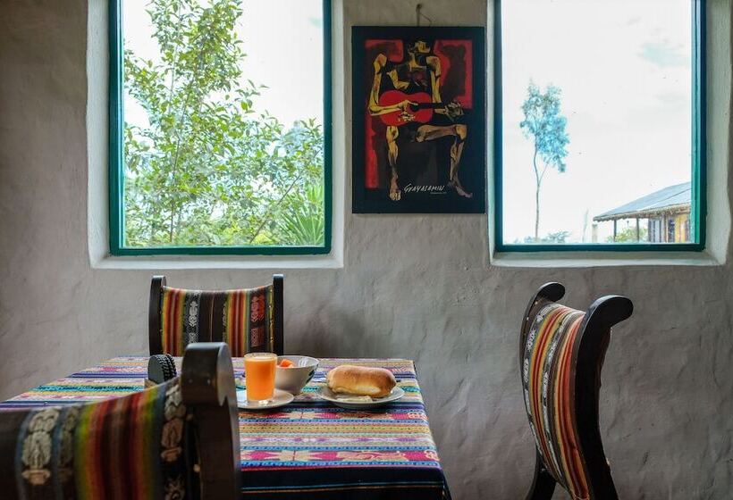 مسافرخانه Hosteria Colibri Aeropuerto