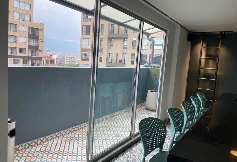 هتل 103 Wonderful House