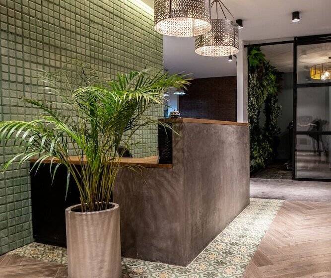 هتل 103 Wonderful House