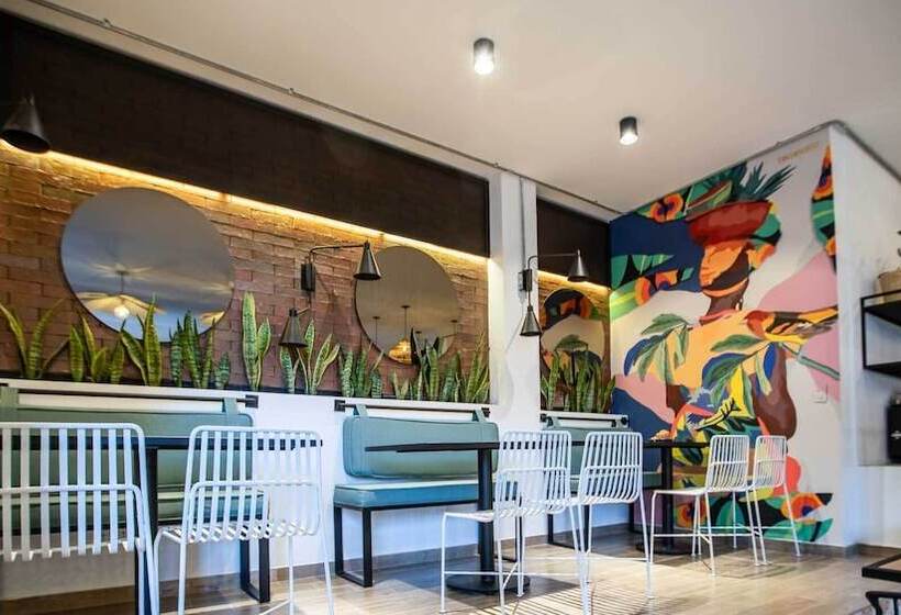 ホテル 103 Wonderful House