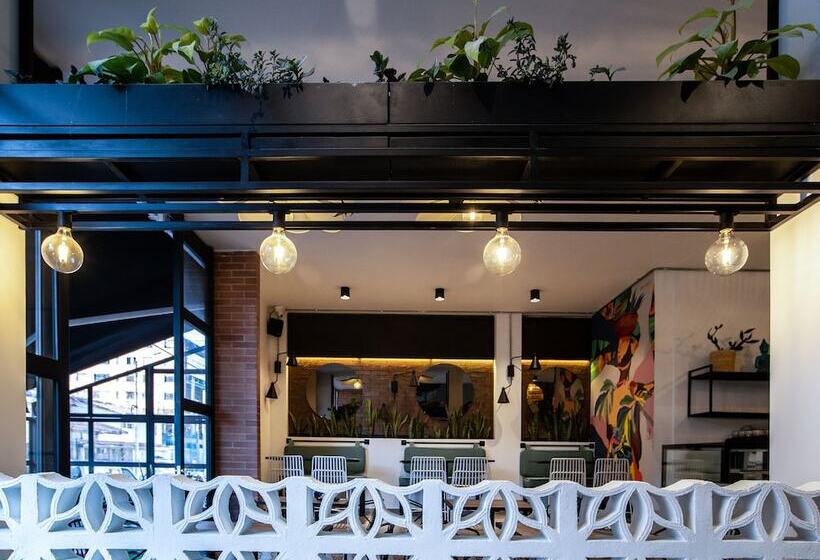 هتل 103 Wonderful House