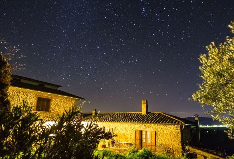 Отель Agriturismo La Buca Di Bellugi