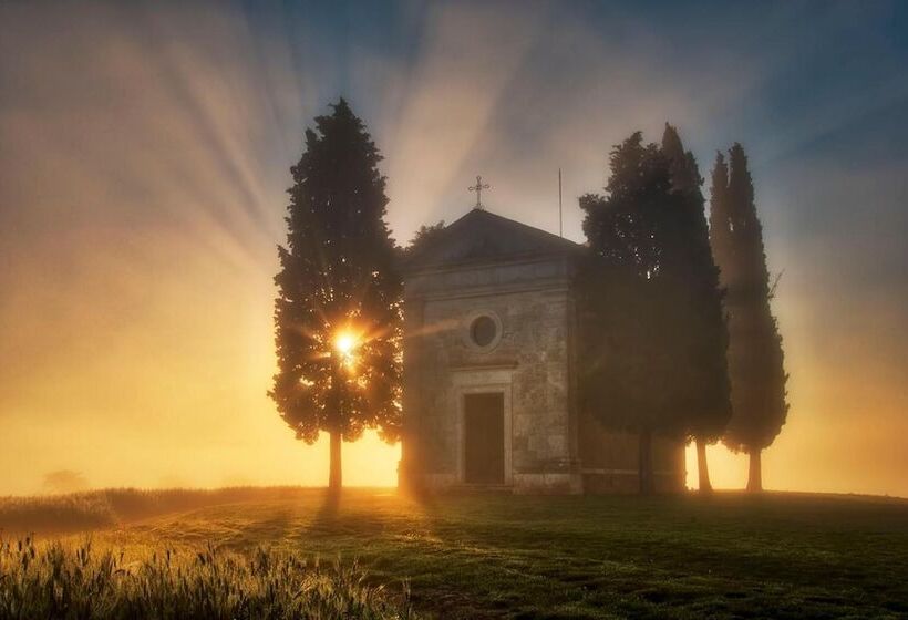 Отель Agriturismo La Buca Di Bellugi