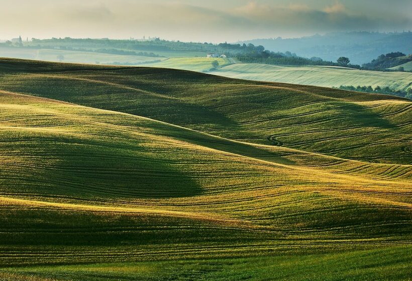 Отель Agriturismo La Buca Di Bellugi