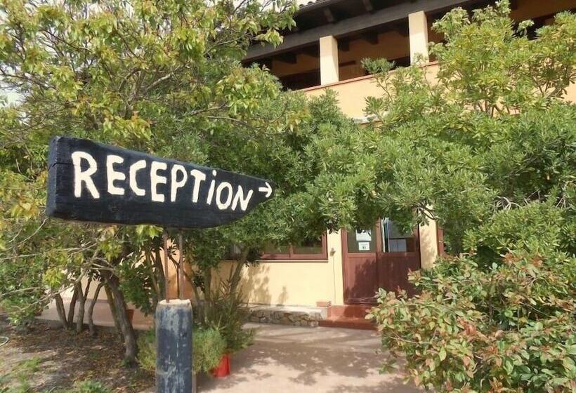 酒店 Agriturismo Rocce Bianche   Bungalows