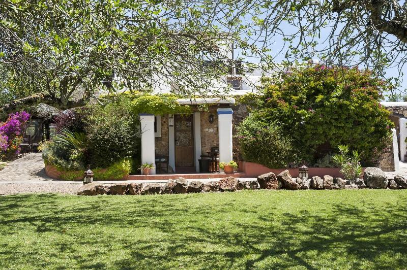 هتل Agroturismo Can Marquet   Adults Only