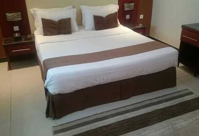 ホテル Al Muhaidb Al Nadwa