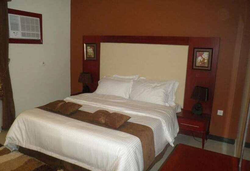 ホテル Al Muhaidb Al Nadwa