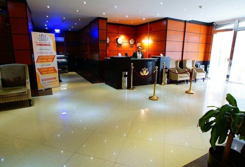 ホテル Almuhaidb Tahliya Olaya