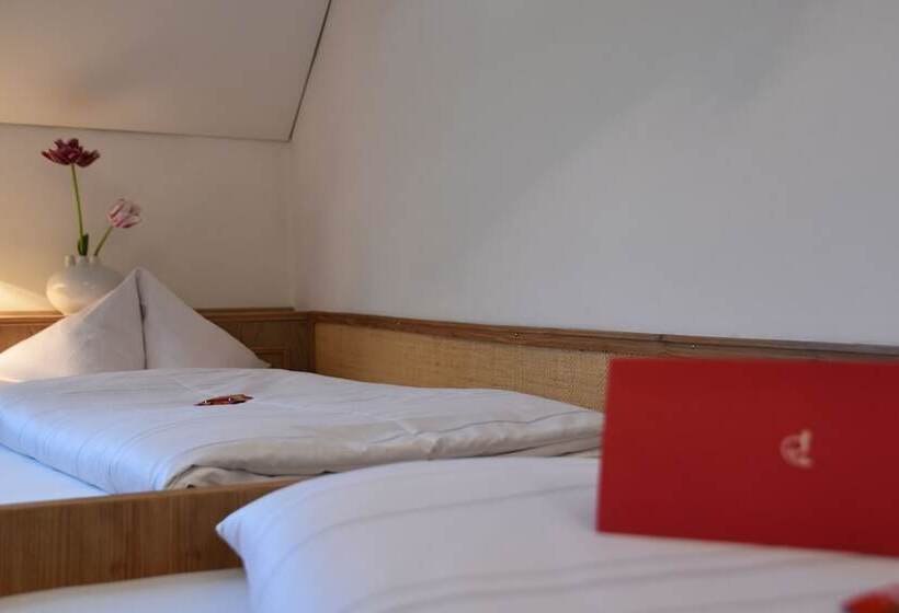 Отель Angerburg Blumen