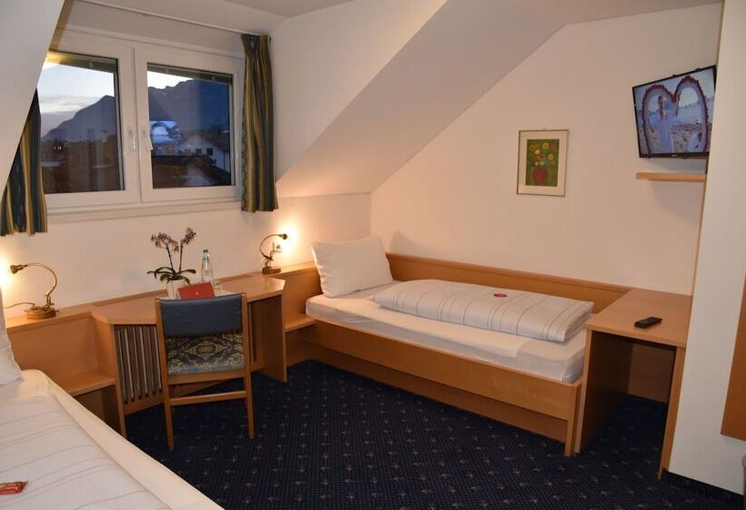 Отель Angerburg Blumen