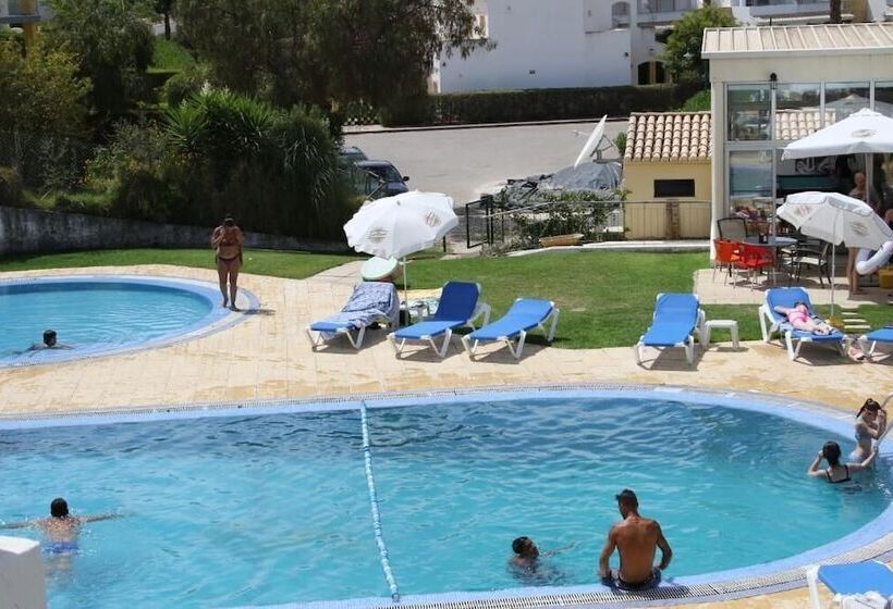 호텔 Apartamentos Santa Teresinha