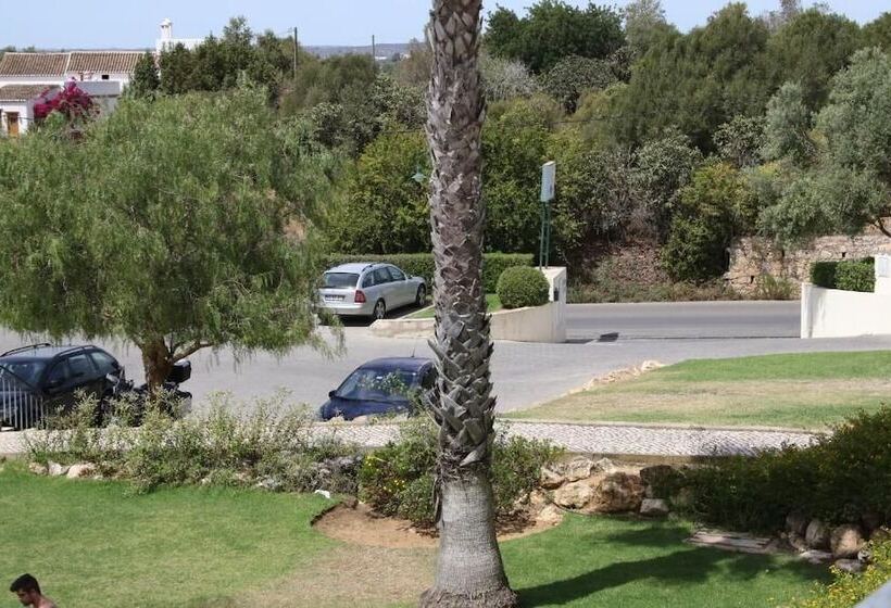 호텔 Apartamentos Santa Teresinha