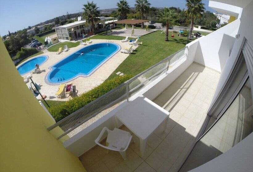 호텔 Apartamentos Santa Teresinha