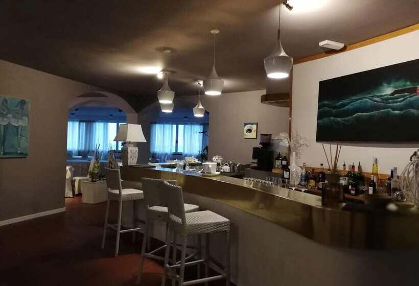 בית מלון כפרי Baia Dell'est