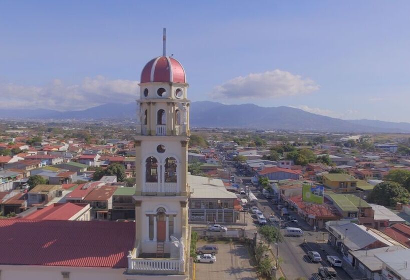 فندق Bamboo Aeropuerto