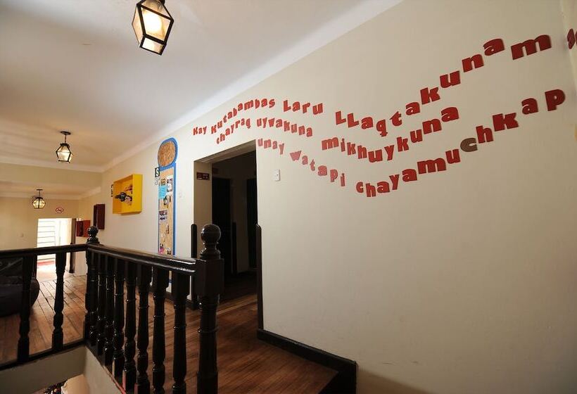 ホテル Bear Packer Cusco