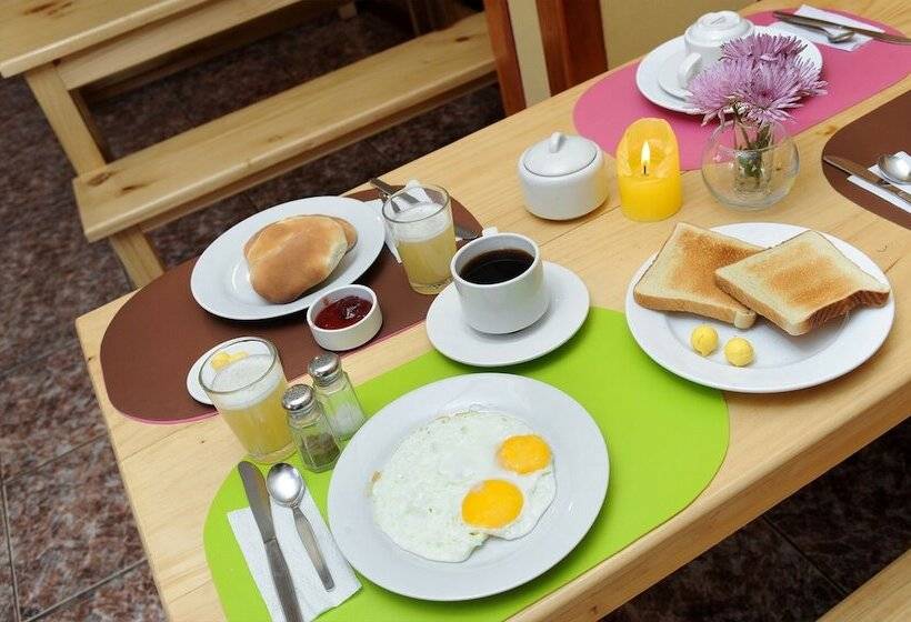 ホテル Bear Packer Cusco