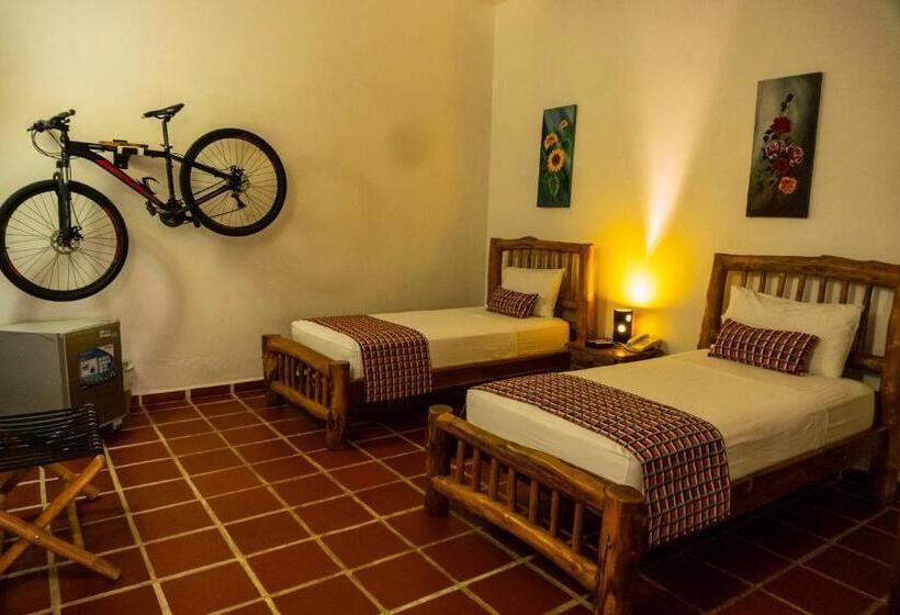 酒店 Brisas La Gaviota Mariquit Tolima