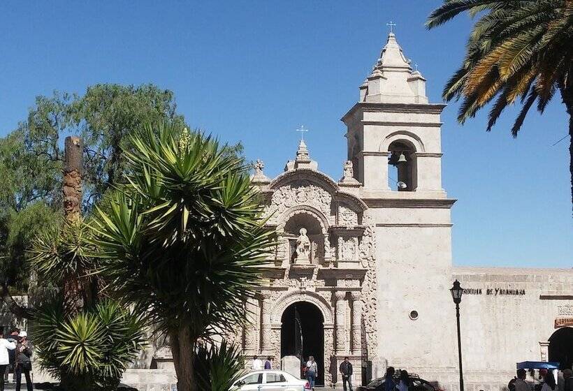 فندق Casa De Avila