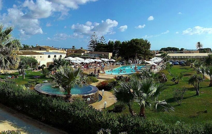 בית מלון כפרי Case Vacanza Torre Lupa