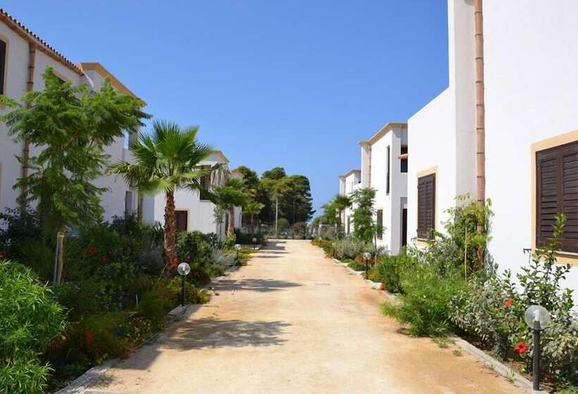 בית מלון כפרי Case Vacanza Torre Lupa