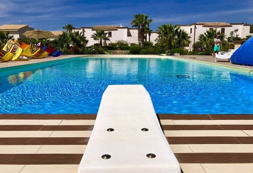 בית מלון כפרי Case Vacanza Torre Lupa