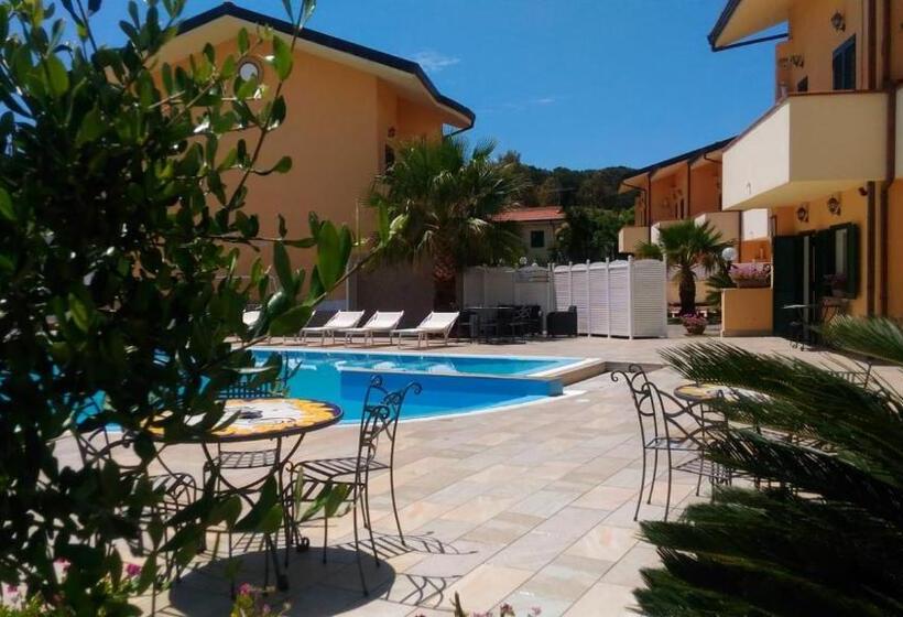 هتل Conca Degli Dei