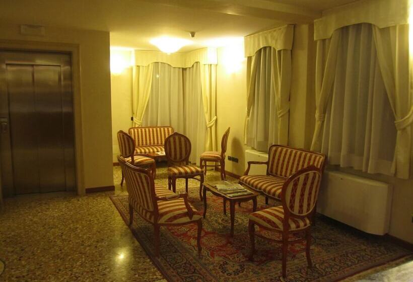 ホテル Dall Ongaro