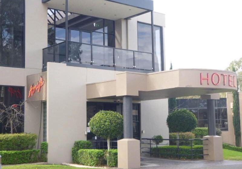 בית מלון כפרי The Dingley