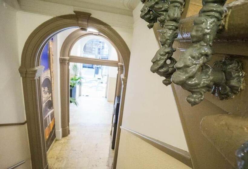 هتل Estrela De Arganil   Luis Simões & Conceição, Lda