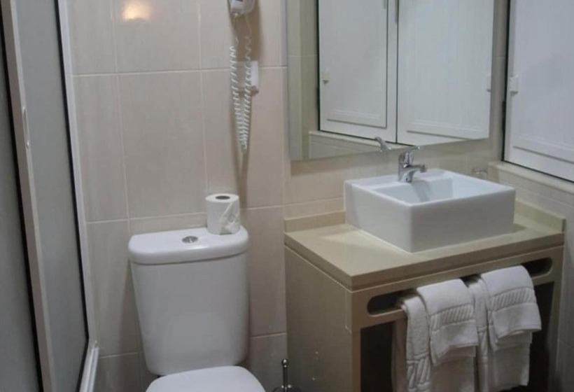 هتل Estrela De Arganil   Luis Simões & Conceição, Lda