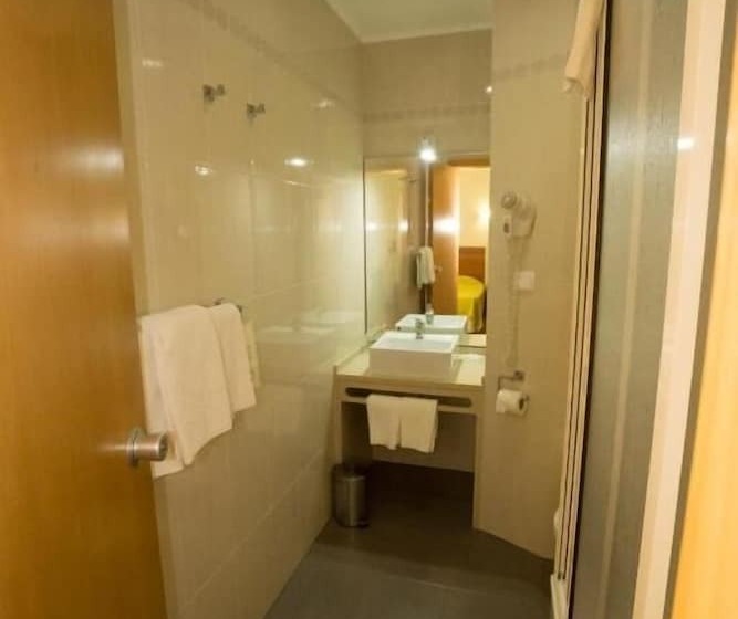 هتل Estrela De Arganil   Luis Simões & Conceição, Lda