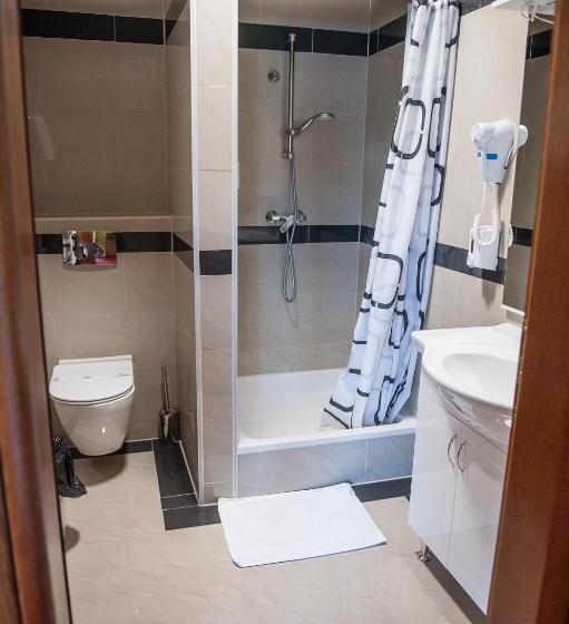 בית מלון כפרי Europa