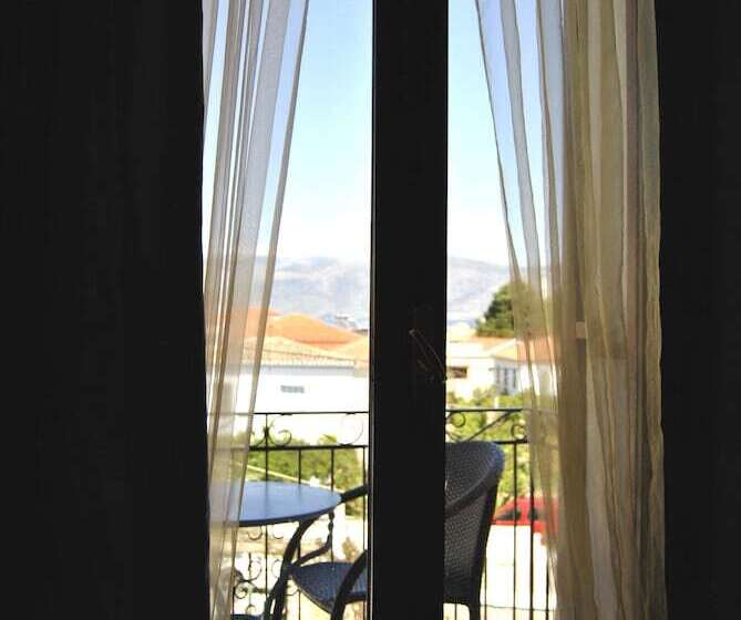 هتل Filoxenia Studios