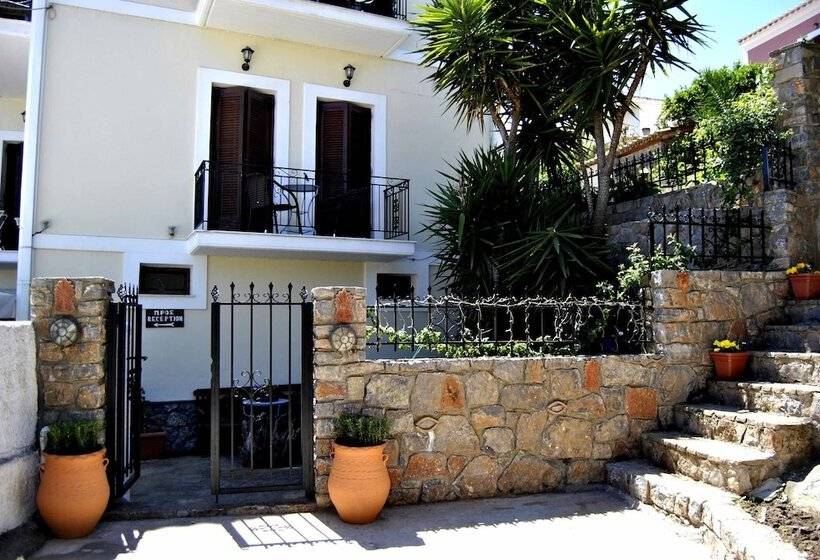 هتل Filoxenia Studios