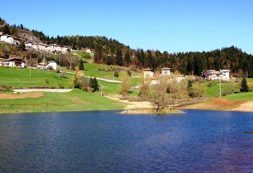 בית מלון כפרי Garni Biancaneve Ruffrè Mendola