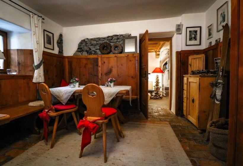 Bei Max Hotel Garni Kirchenwirt