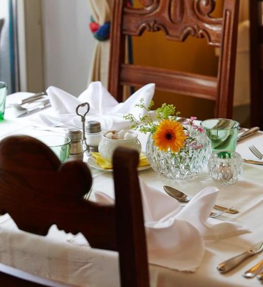 Bei Max Hotel Garni Kirchenwirt