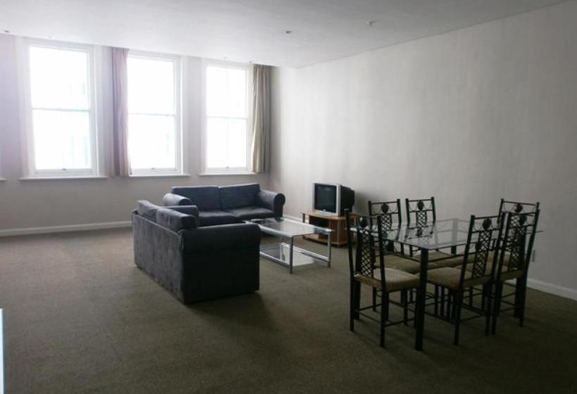 호텔 Glaston House 206 Apartment