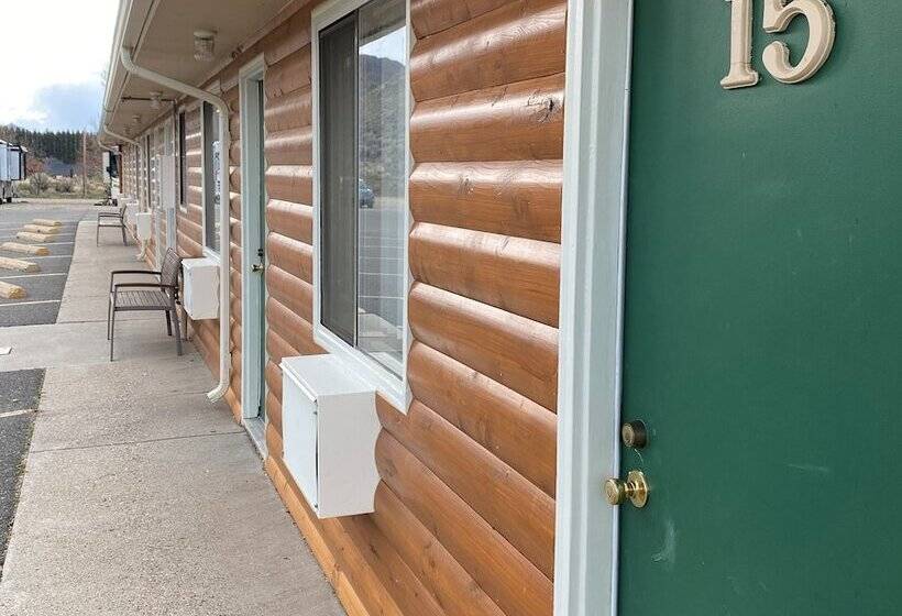 فندق Green Creek Inn And Rv Park